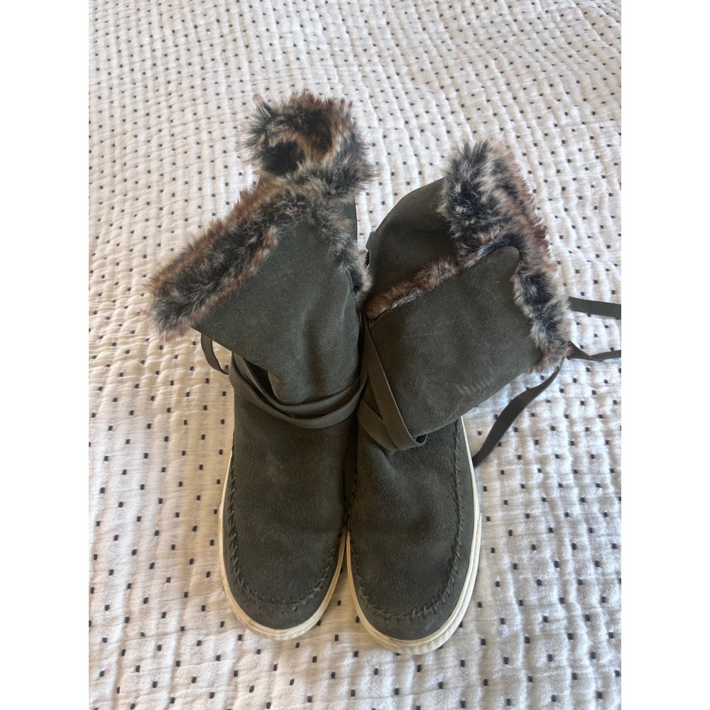Toms Alpine Dark Olive Green Suede Faux Fur Leopard Wrap Boots 10010905 Womens 6